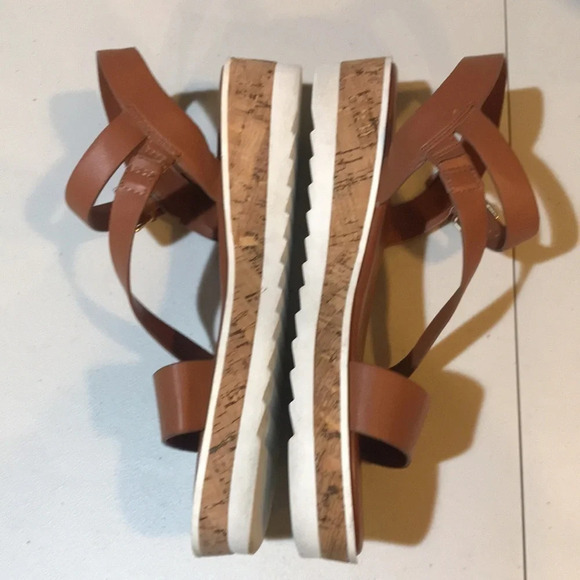 Marc Fisher Goget Strappy Sandal Open Toe Natural Color-Size 8 - Picture 3 of 10